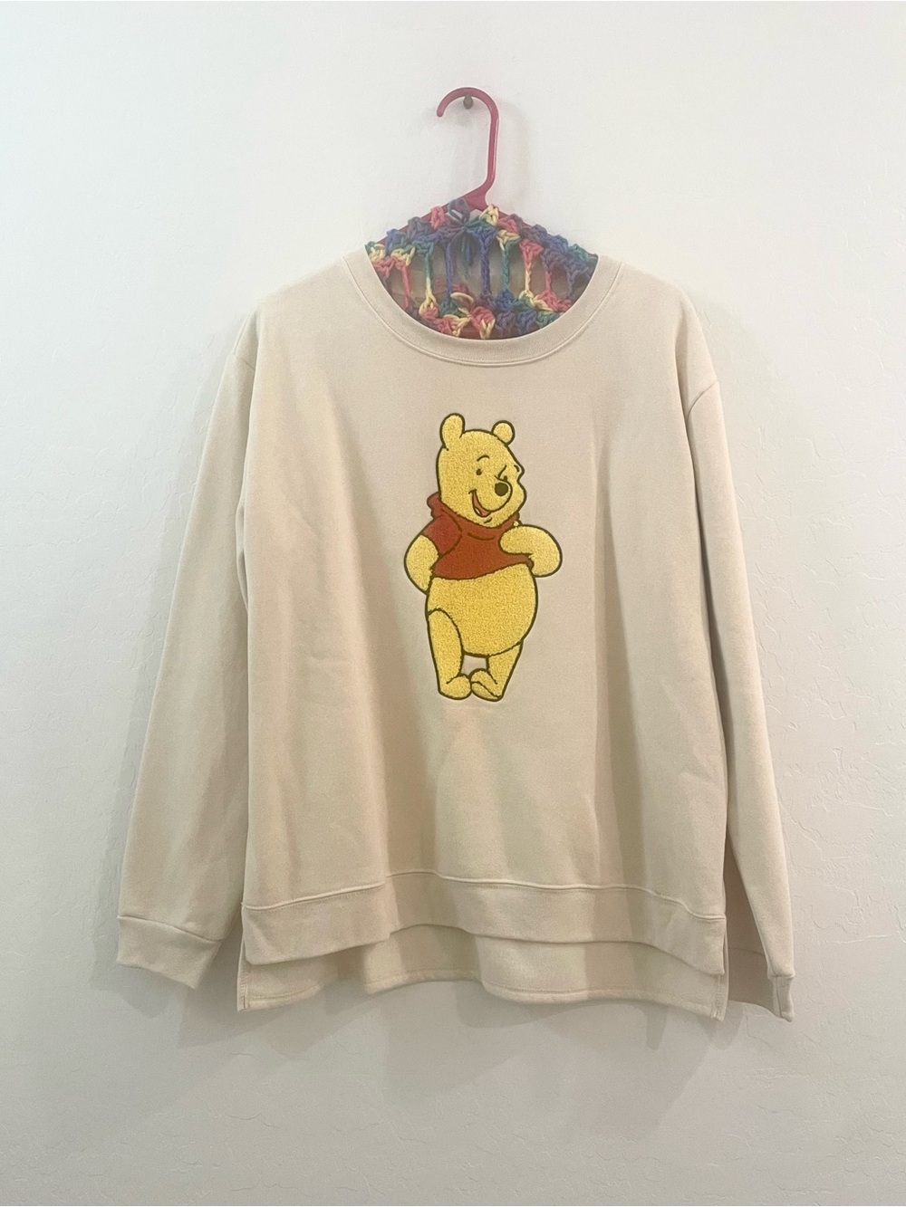 Disney Cream Winnie the Pooh Graphic Crewneck Sweatshirt